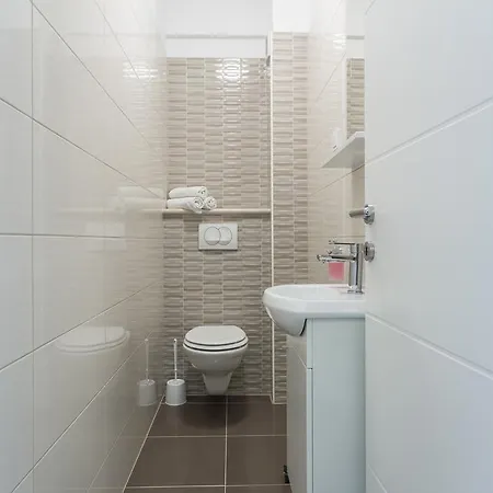 Apartman Biserka Bol