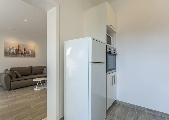 Biserka Apartment *