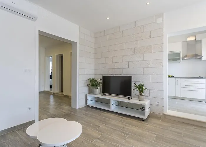 Apartment Biserka